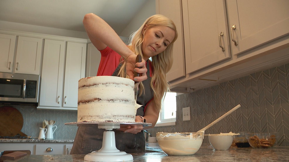 Cakes made from scratch turn into sweet business for Utah mother