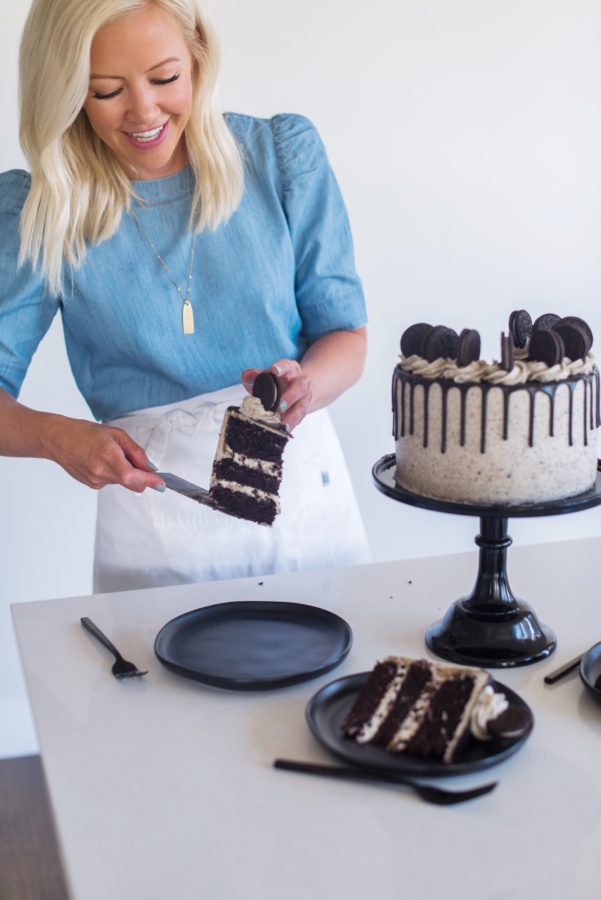 The Best Ever Cookies and Cream Cake with chocolate cake layers, cookies and cream filling, Oreo buttercream and a chocolate drip. #cakebycourtney #cake #cakes #oreocake #cookiesandcreamcake #oreo