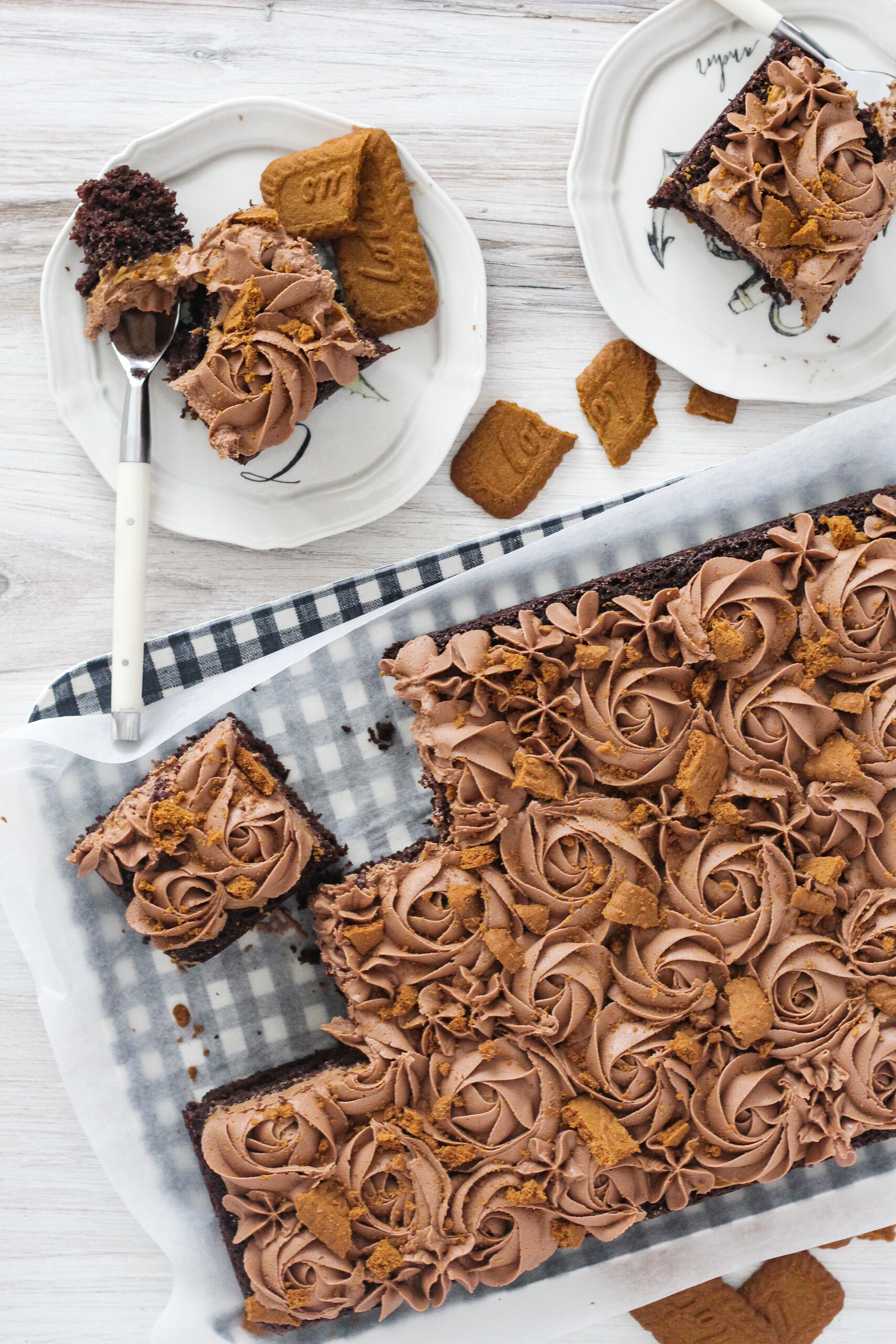 Cake on a plate.