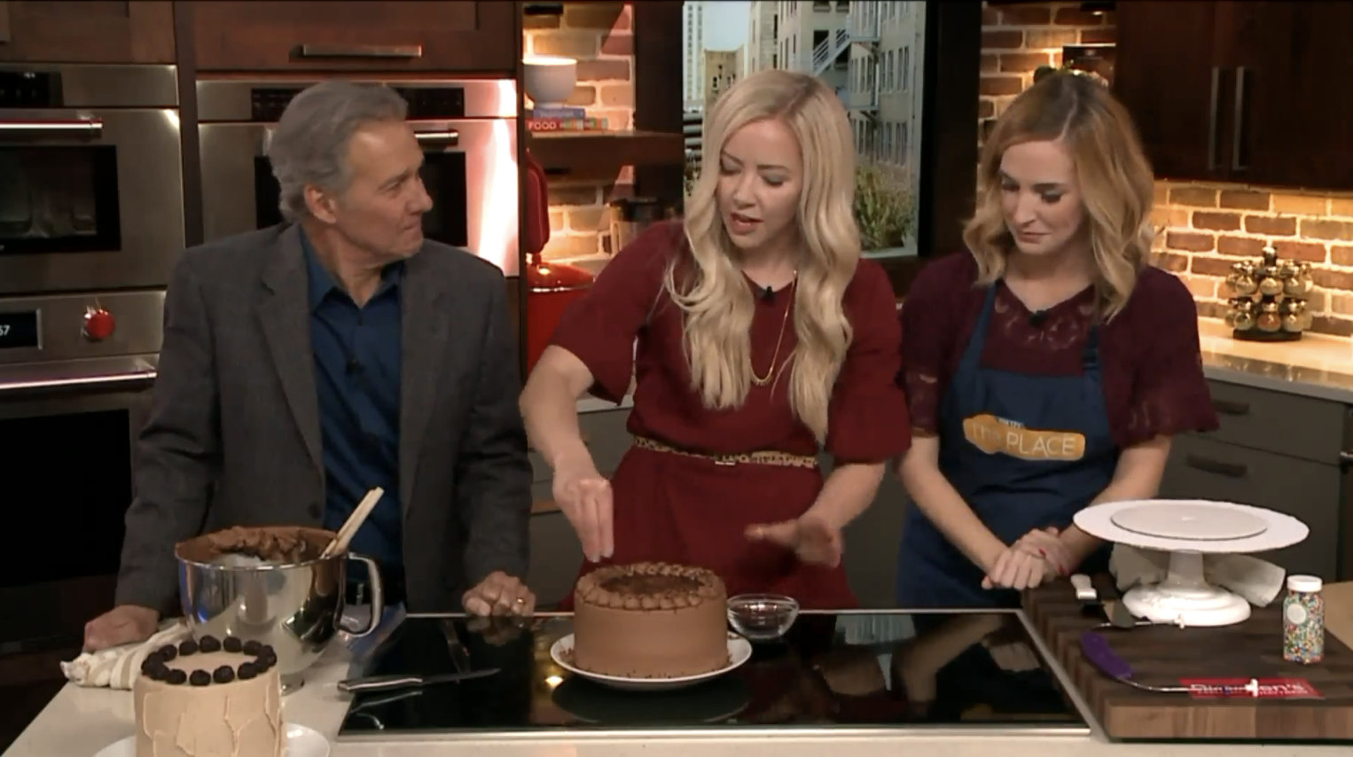 How to Frost A Cake Without Any Fancy Tools